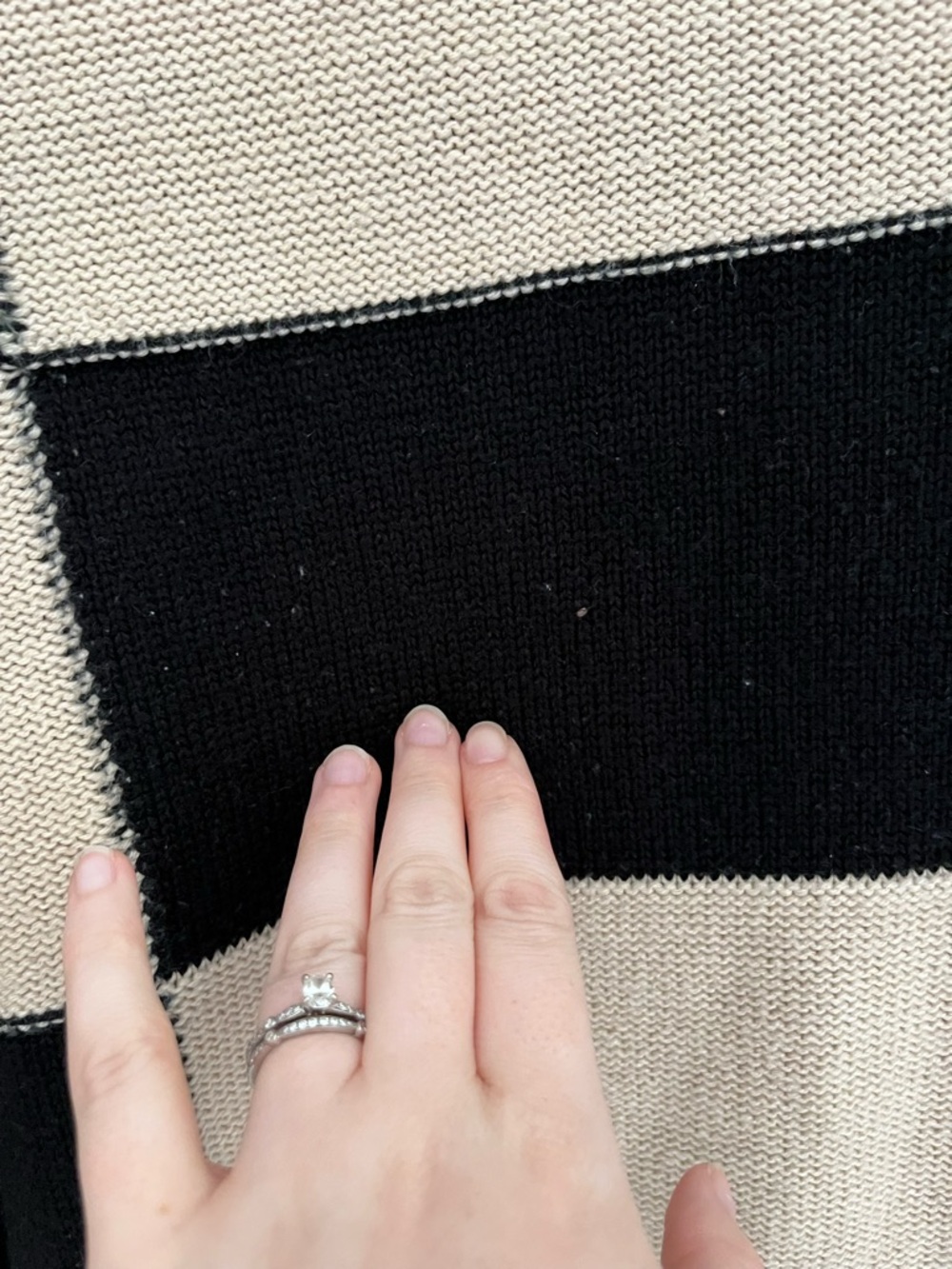 Black and Cream Checkered V-Neck Button Cardigan Sweater Long Sleeves 3X Preppy - Picture 7 of 7